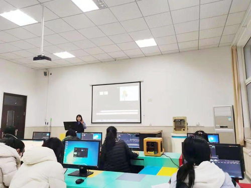 青岛六十六中举行青年教师专题培训会 巧用信息技术，创新教学实践